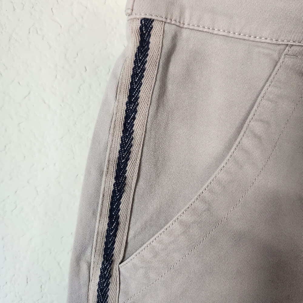 Women's Lucky Brand Tan Straight :eg Pants Grosgrain Ribbon Detailing Size 26 - Picture 3 of 7